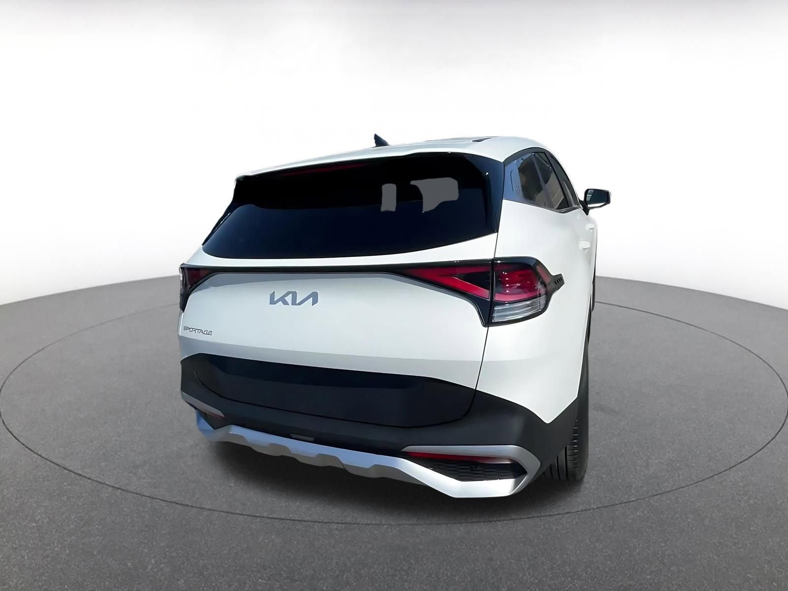 Used 2025 Kia Sportage LX image 14