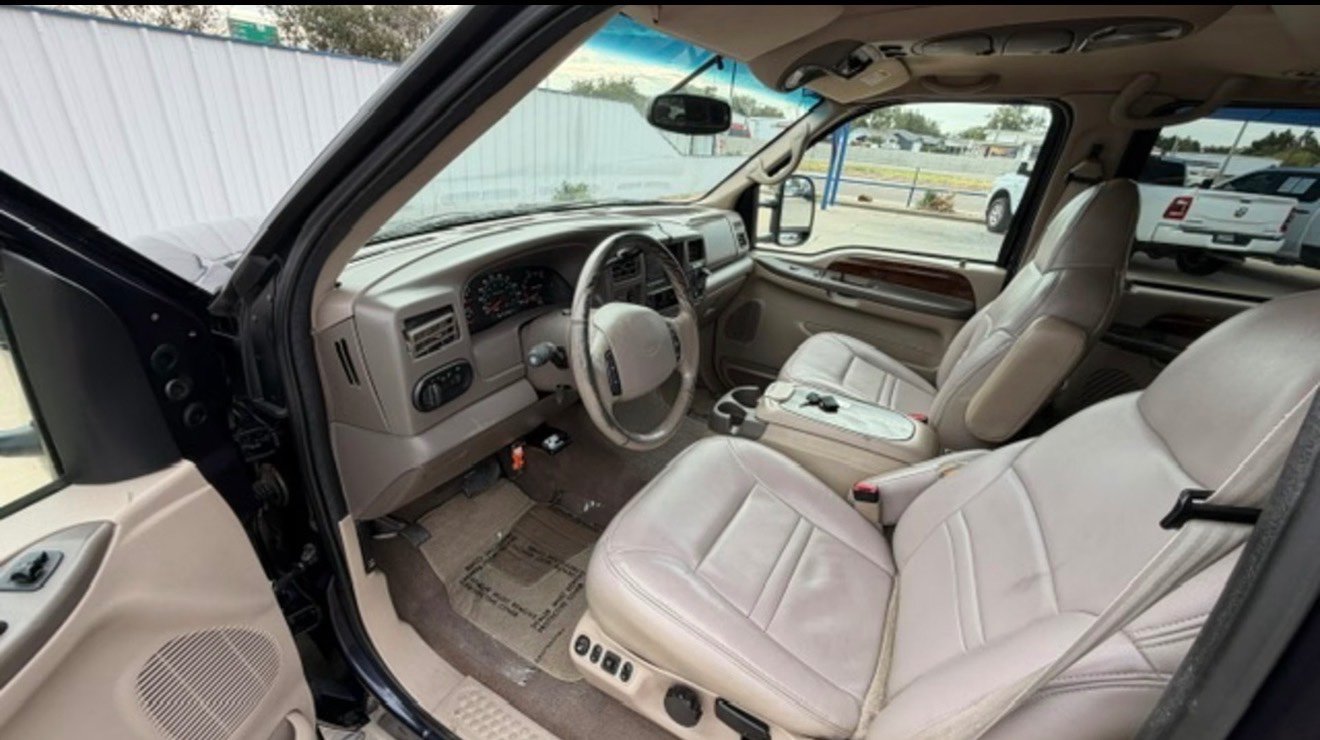 Used 2001 Ford Excursion Limited AWD/4WD image 6