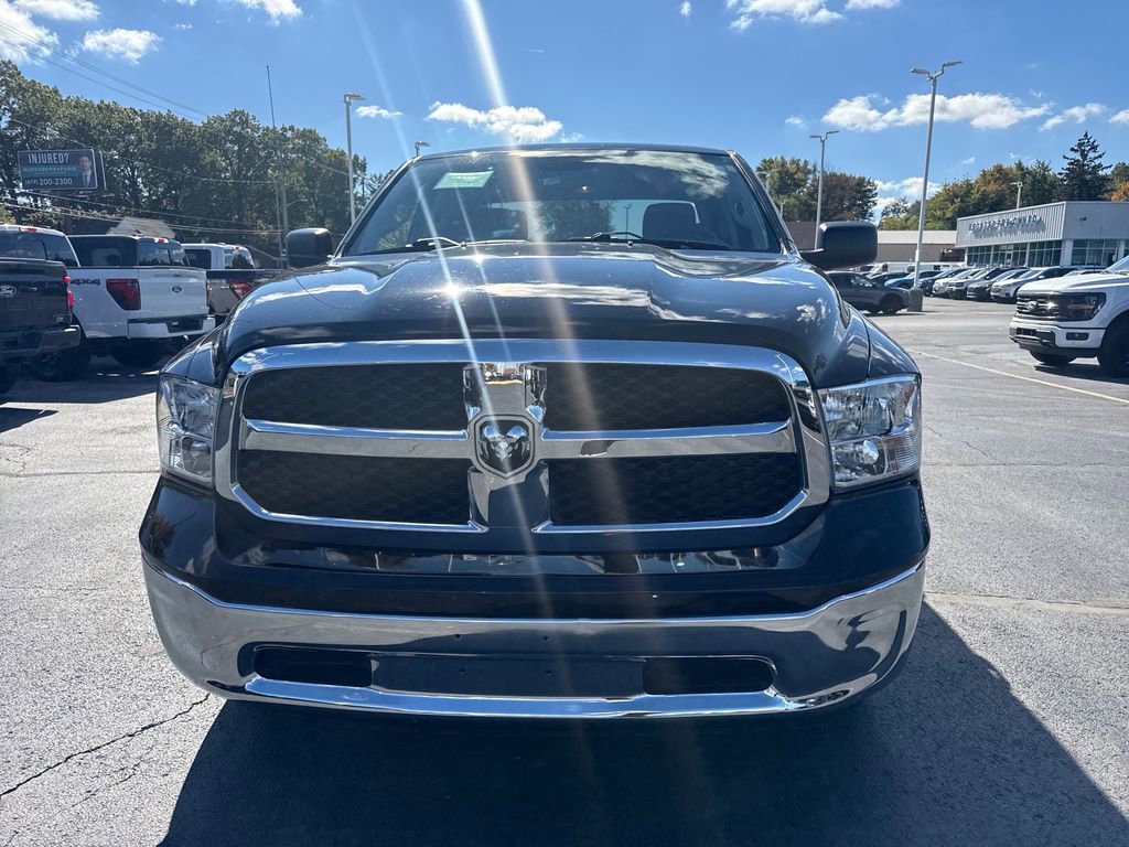 Used 2024 RAM 1500 Classic SLT image 3