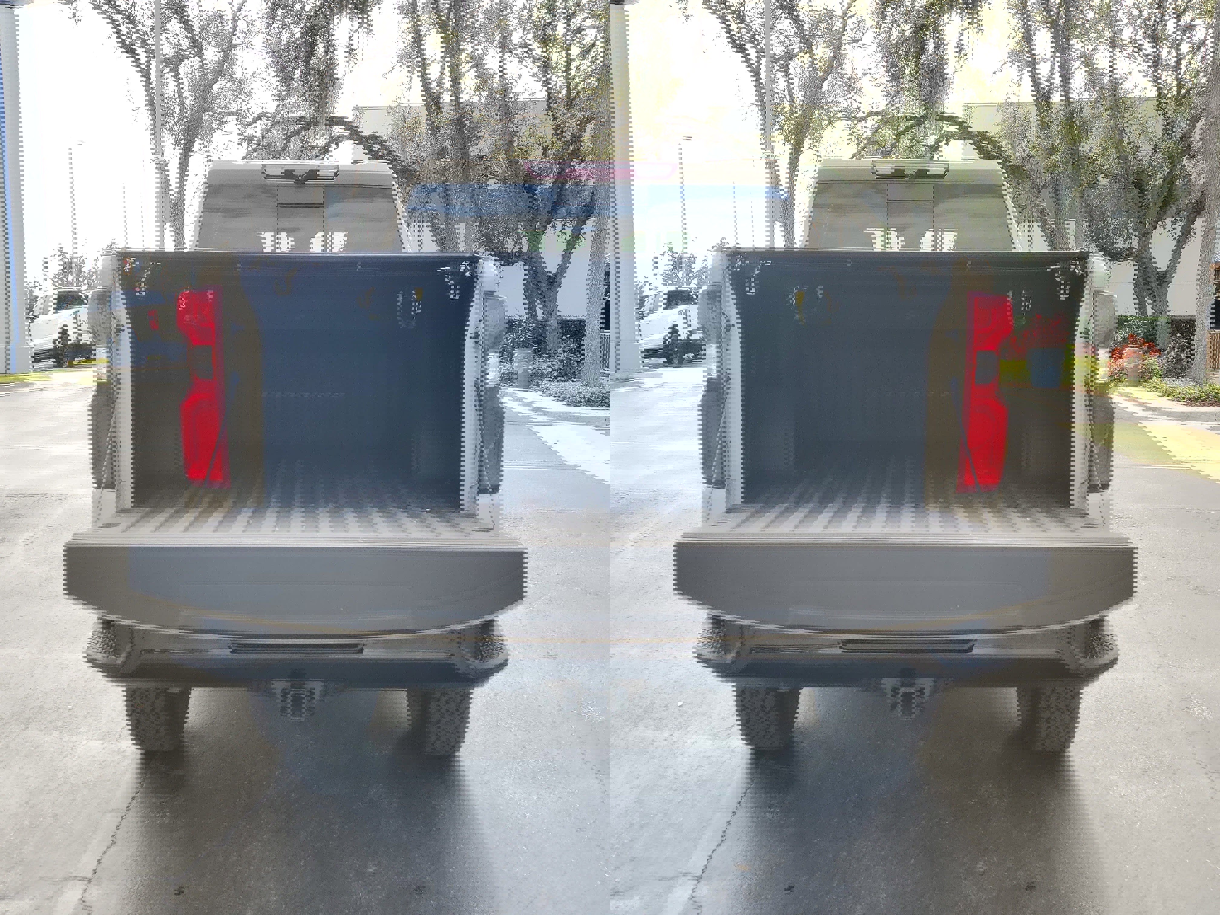 Used 2023 Chevrolet Silverado 1500 ZR2 w/ Technology Package image 11