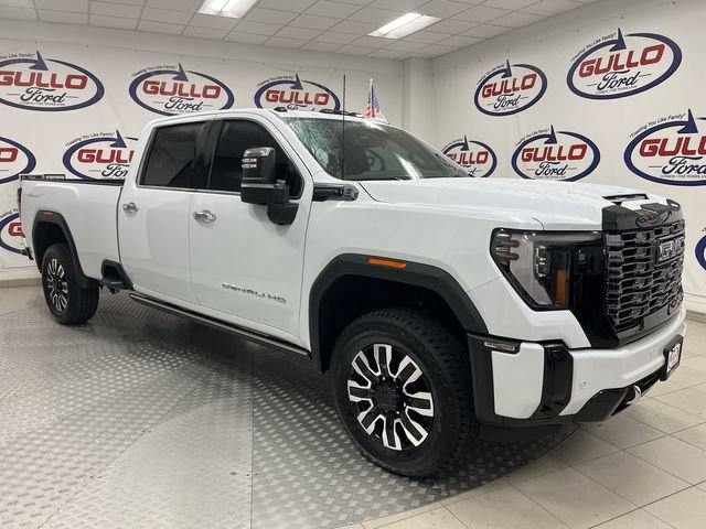 Used 2026 GMC Sierra 3500 Denali Ultimate AWD/4WD image 1