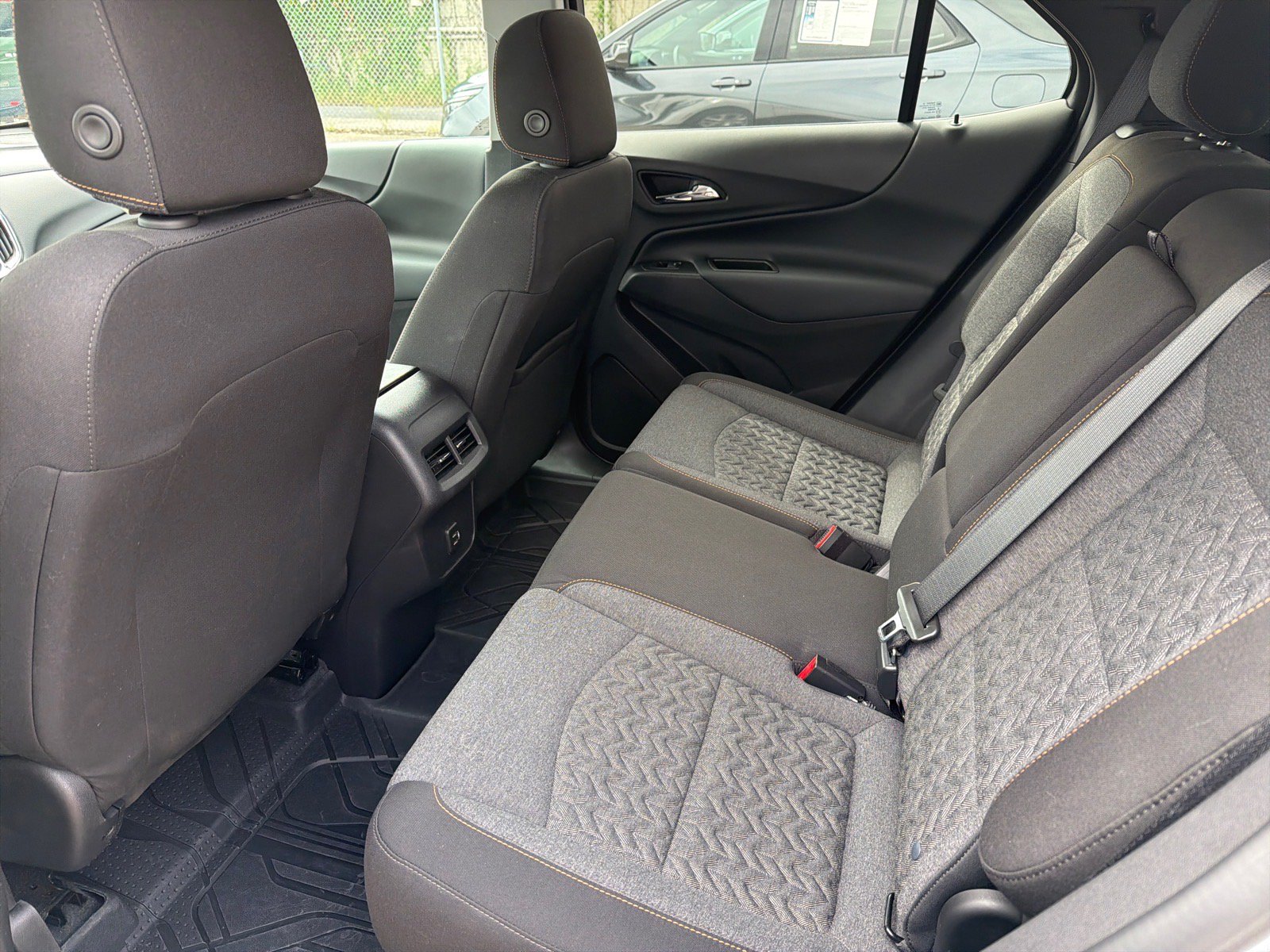 Used 2024 Chevrolet Equinox LT w/ LPO, Floor Liner Package FWD image 9
