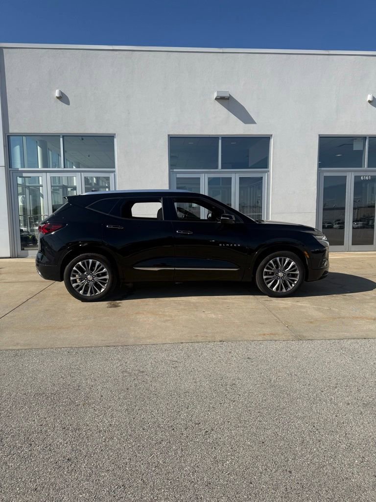 Used 2021 Chevrolet Blazer Premier w/ Driver Confidence II Package AWD/4WD image 1