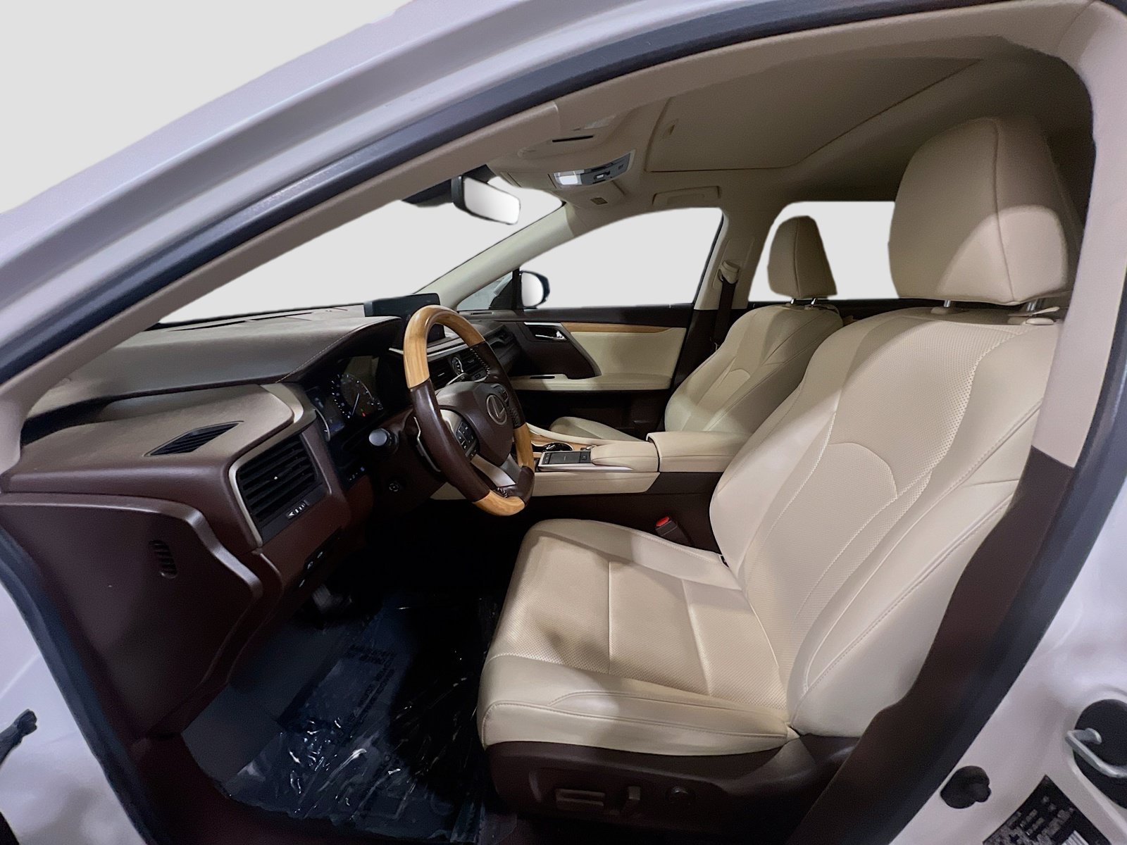 Used 2020 Lexus RX 350L FWD w/ Premium Package image 15