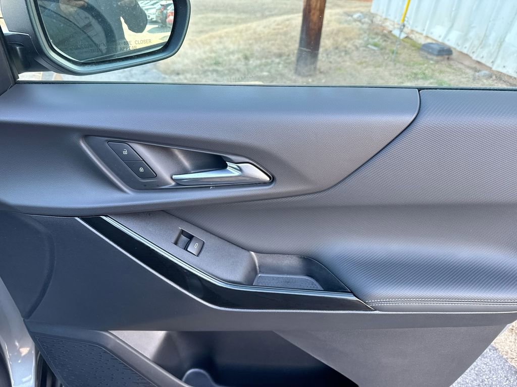 New 2026 Chevrolet Equinox LT image 31