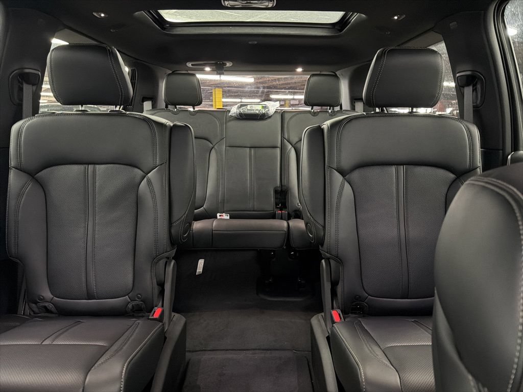 New 2026 Jeep Grand Wagoneer Summit AWD/4WD image 23
