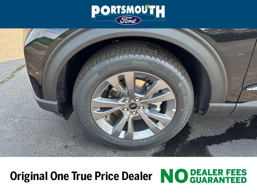 New 2025 Ford Explorer Active w/ Active Comfort Package AWD/4WD image 22