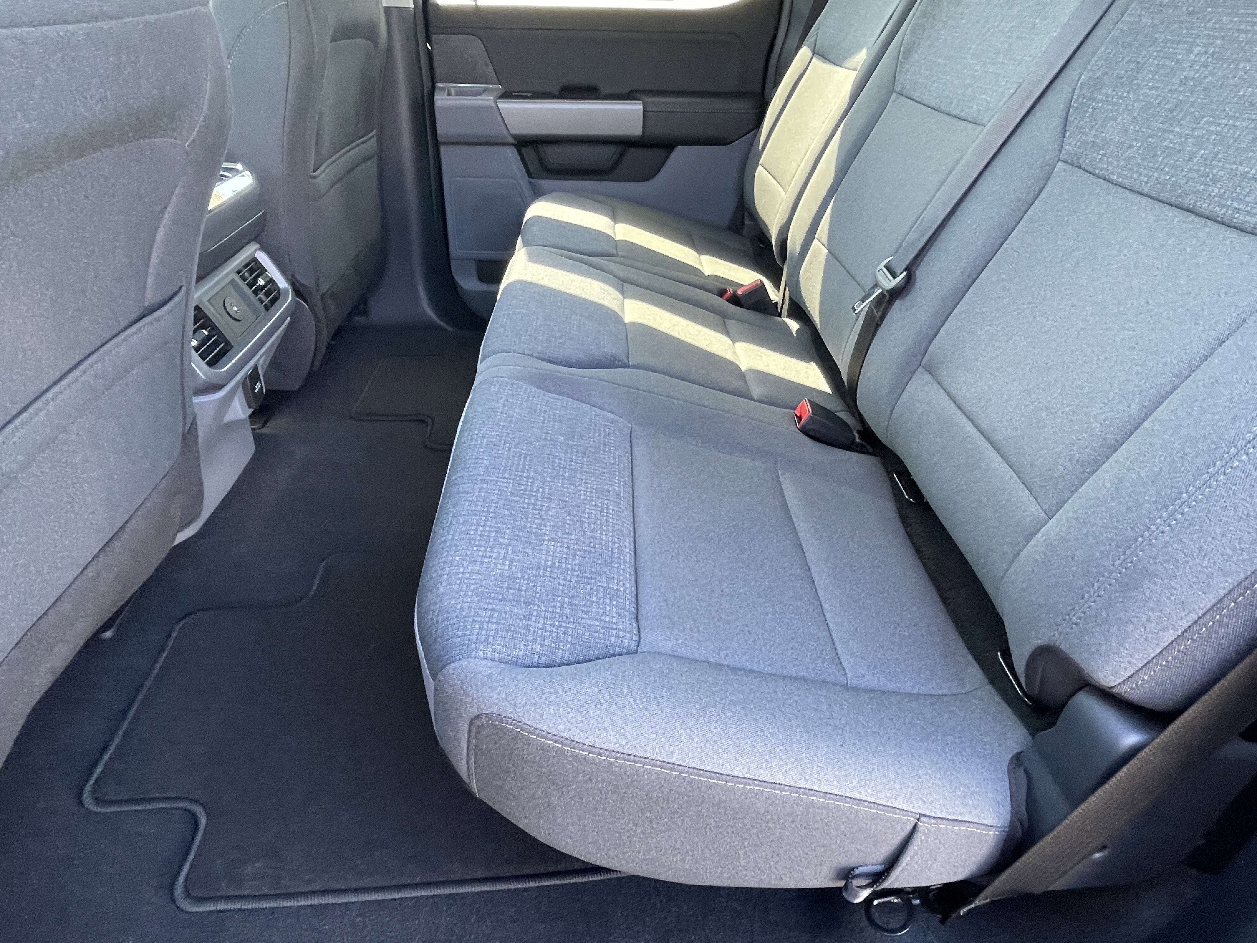 New 2025 Ford F150 XLT w/ Equipment Group 302A MID image 16