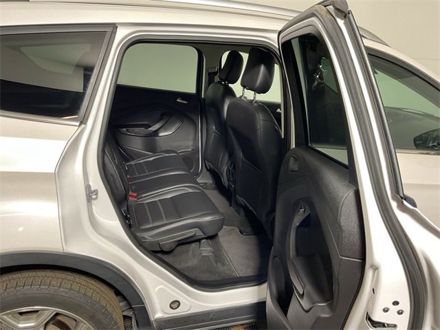 Used 2019 Ford Escape Titanium image 32