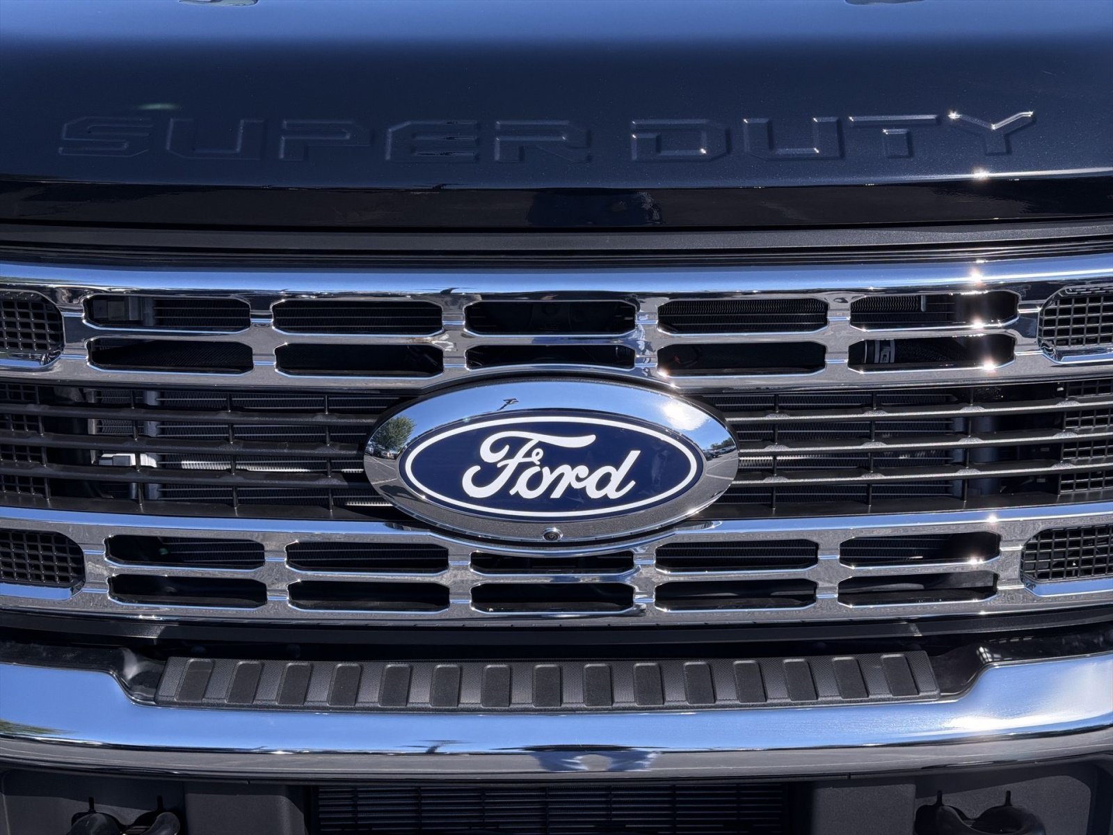 New 2027 Ford F450 XLT w/ 360-Degree Camera Package AWD/4WD image 12