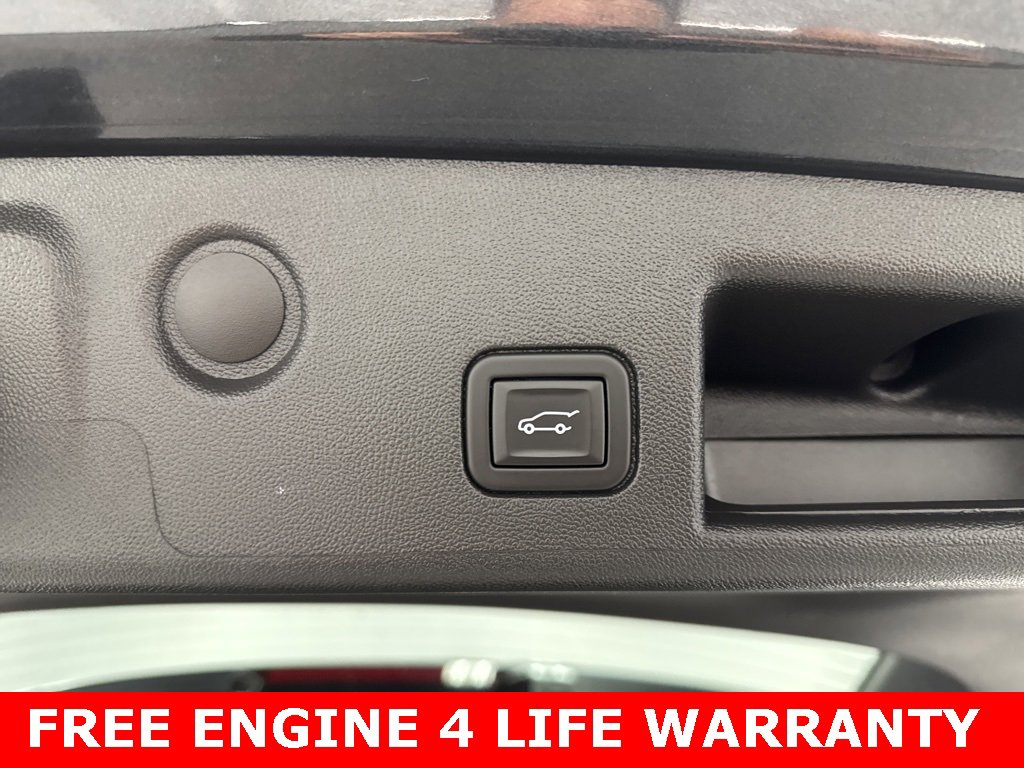 Used 2023 Chevrolet Equinox LT image 24