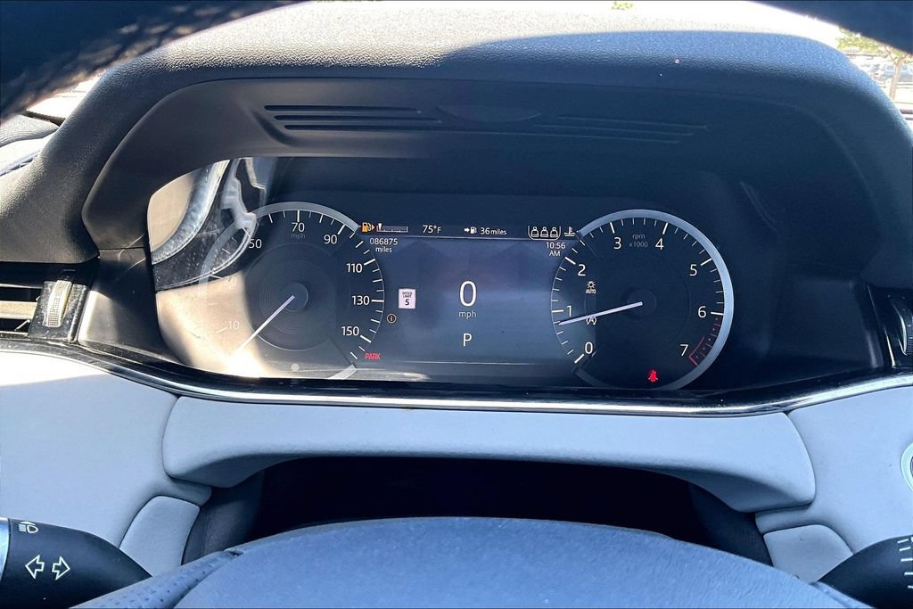 Used 2022 Land Rover Range Rover Evoque R-Dynamic SE AWD/4WD image 21