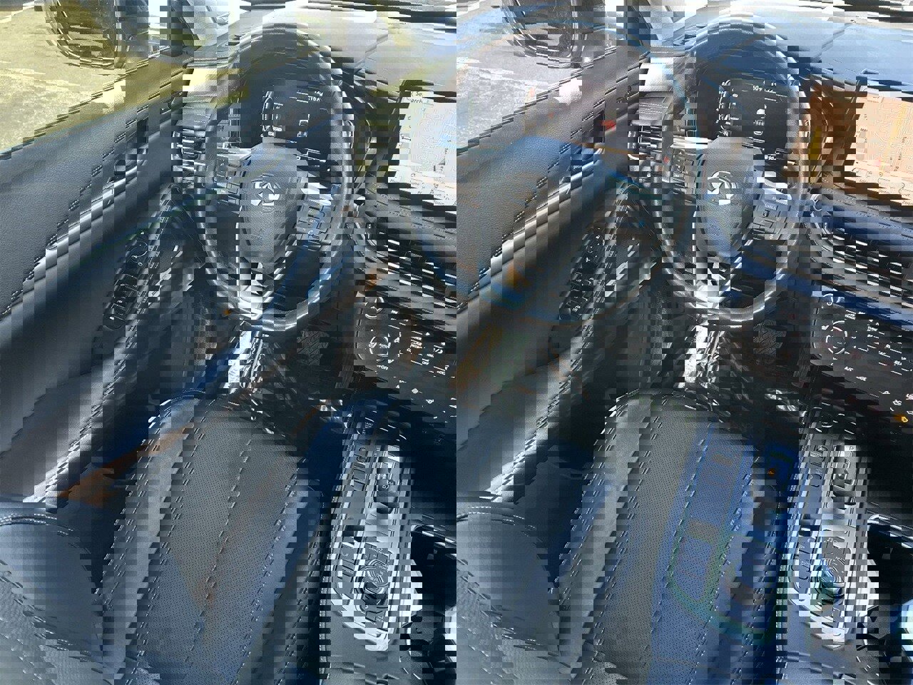 Certified 2023 INFINITI QX60 Luxe w/ Vision Package image 17