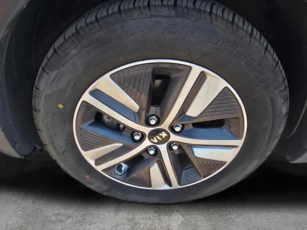 Used 2021 Kia Niro LXS FWD image 28