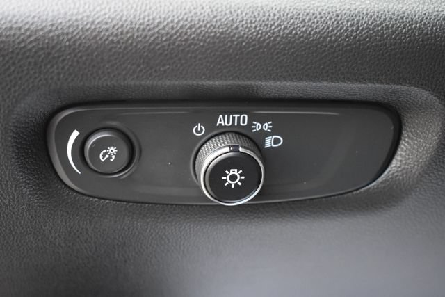Certified 2023 Chevrolet Traverse LT FWD image 26