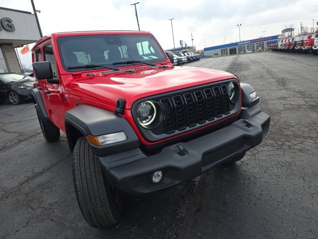 Used 2024 Jeep Wrangler Sport S image 9