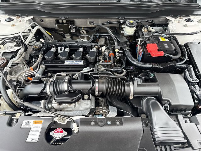 Used 2018 Honda Accord Sport image 25