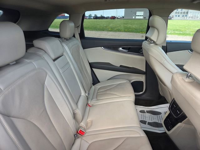 Used 2019 Lincoln Nautilus Reserve w/ Driver Assistance Package AWD/4WD image 43