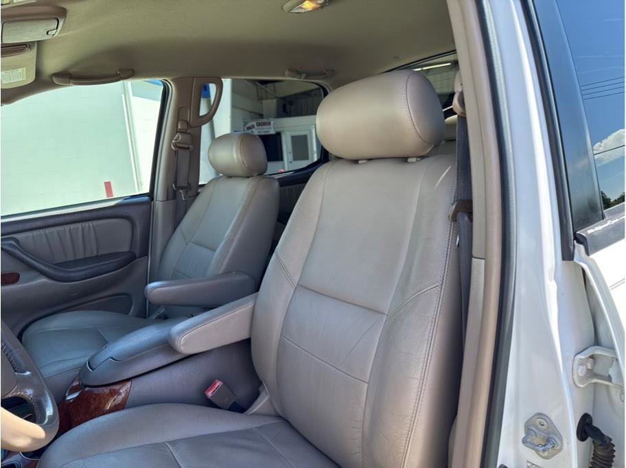 Used 2004 Toyota Tundra Limited RWD image 14