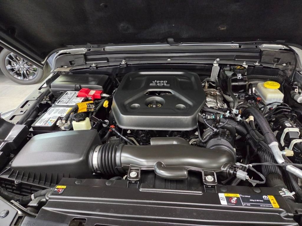 Used 2021 Jeep Wrangler Unlimited Sahara image 27