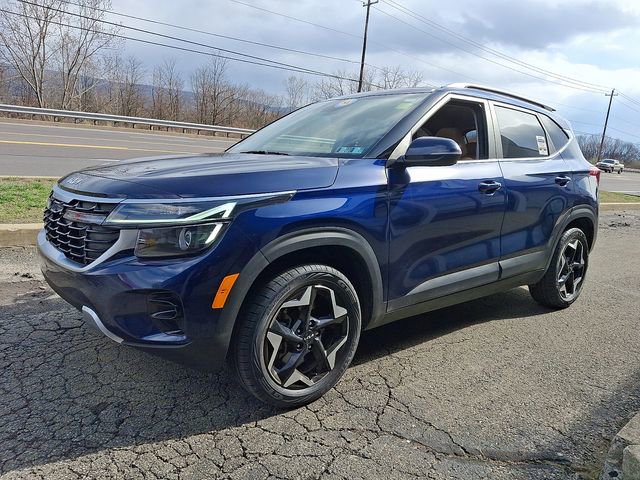 Certified 2024 Kia Seltos EX image 3