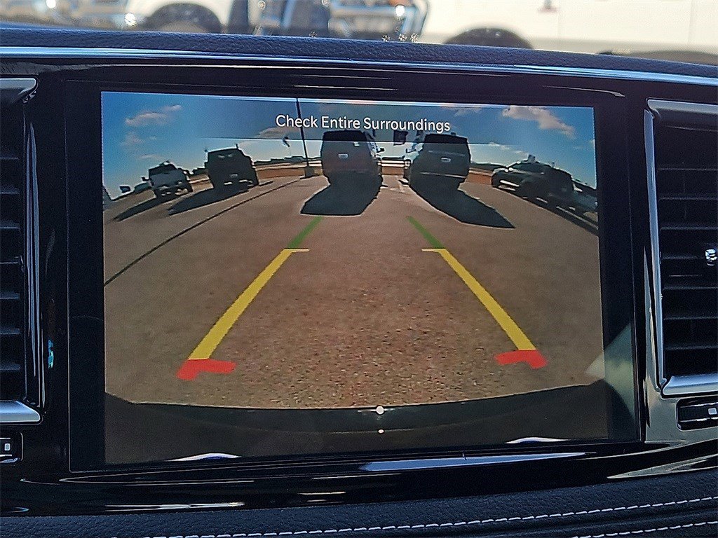 Used 2024 Chrysler Pacifica Limited w/ S Appearance Package image 27