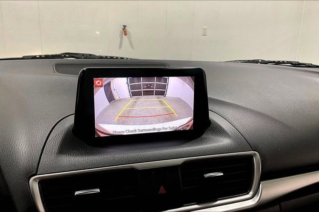 Used 2018 MAZDA MAZDA3 Sport w/ Preferred Equipment Package image 14