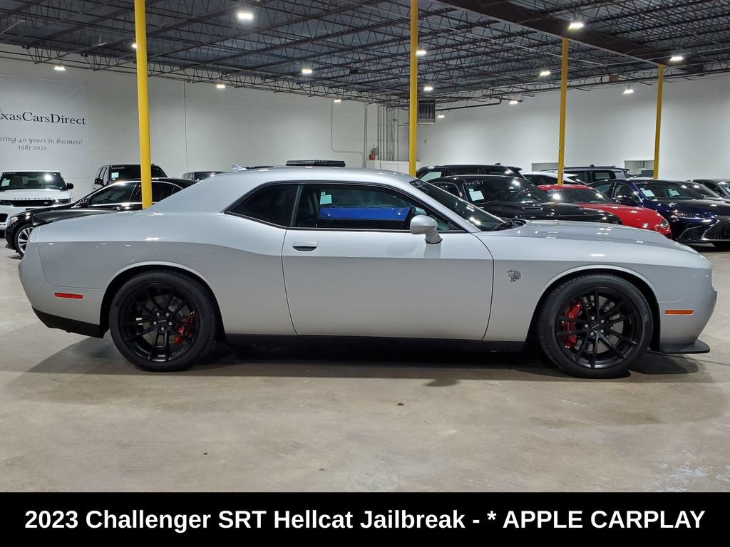 Used 2023 Dodge Challenger SRT Hellcat w/ Driver Convenience Group RWD image 5
