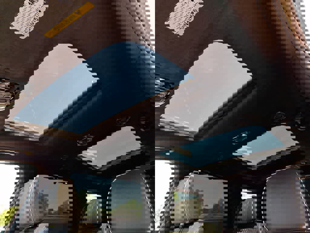 Used 2024 Hyundai Palisade Calligraphy image 15