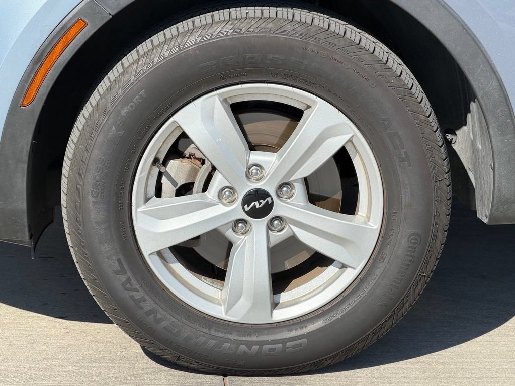 Used 2022 Kia Sorento LX AWD/4WD image 8