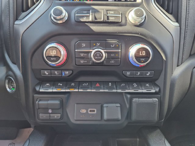Used 2019 GMC Sierra 1500 Denali w/ Denali Ultimate Package AWD/4WD image 28