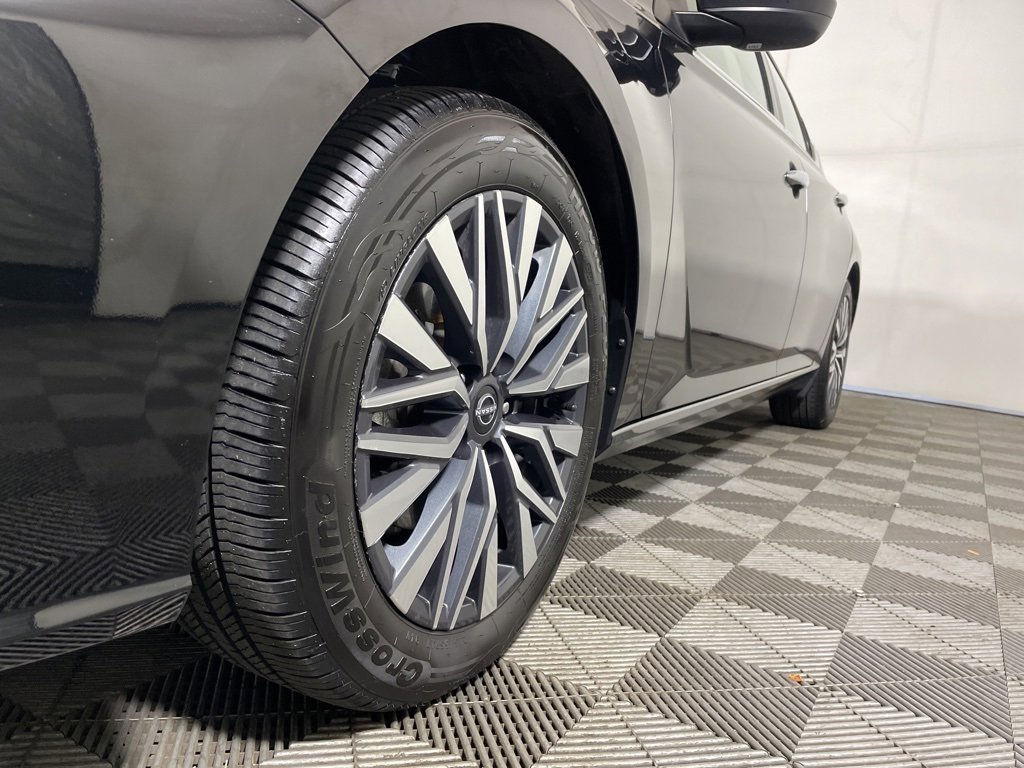 Used 2024 Nissan Altima 2.5 SV image 26