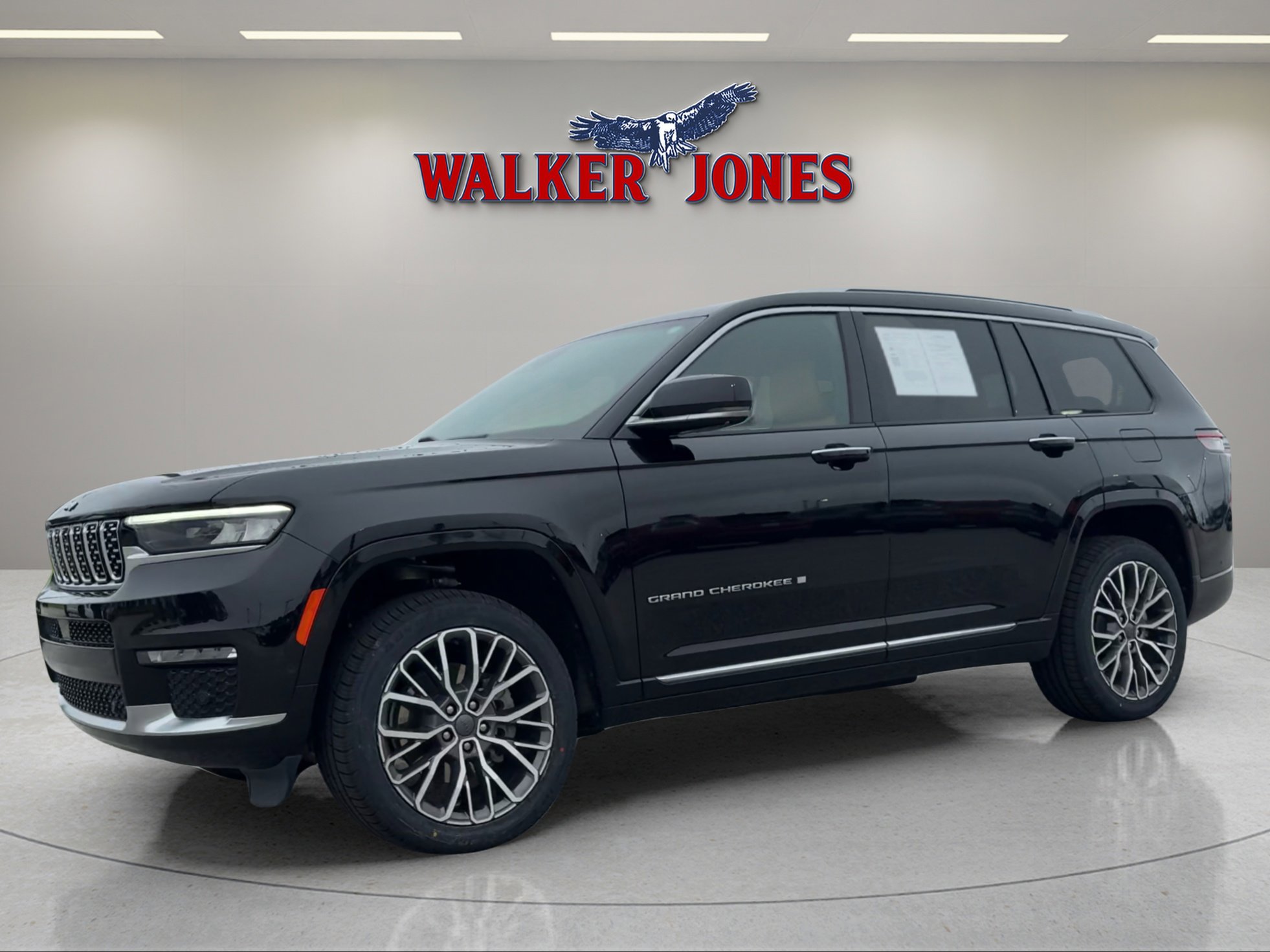 Used 2021 Jeep Grand Cherokee L Summit image 5