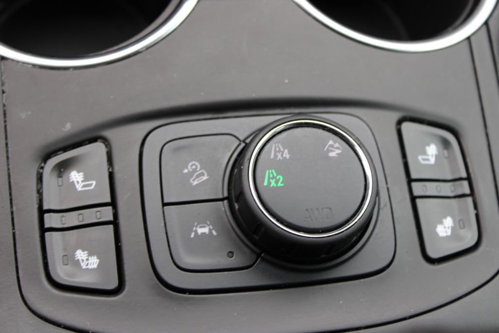 Used 2024 GMC Terrain SLT image 44