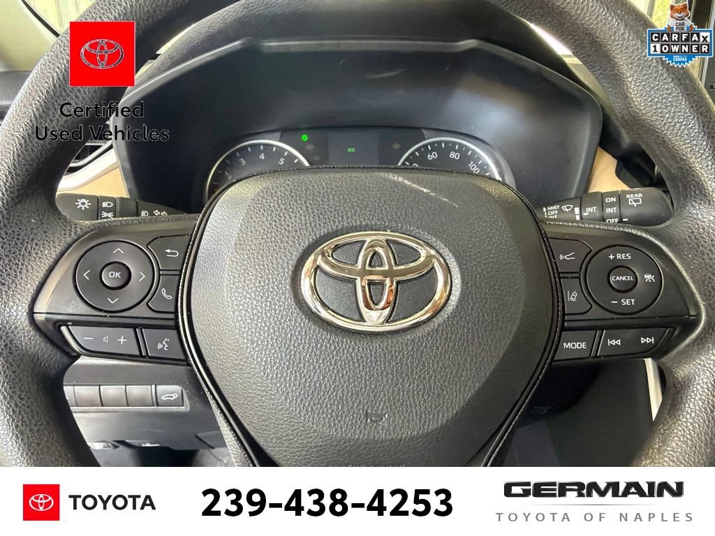 Used 2021 Toyota RAV4 XLE w/ Convenience Package FWD image 13