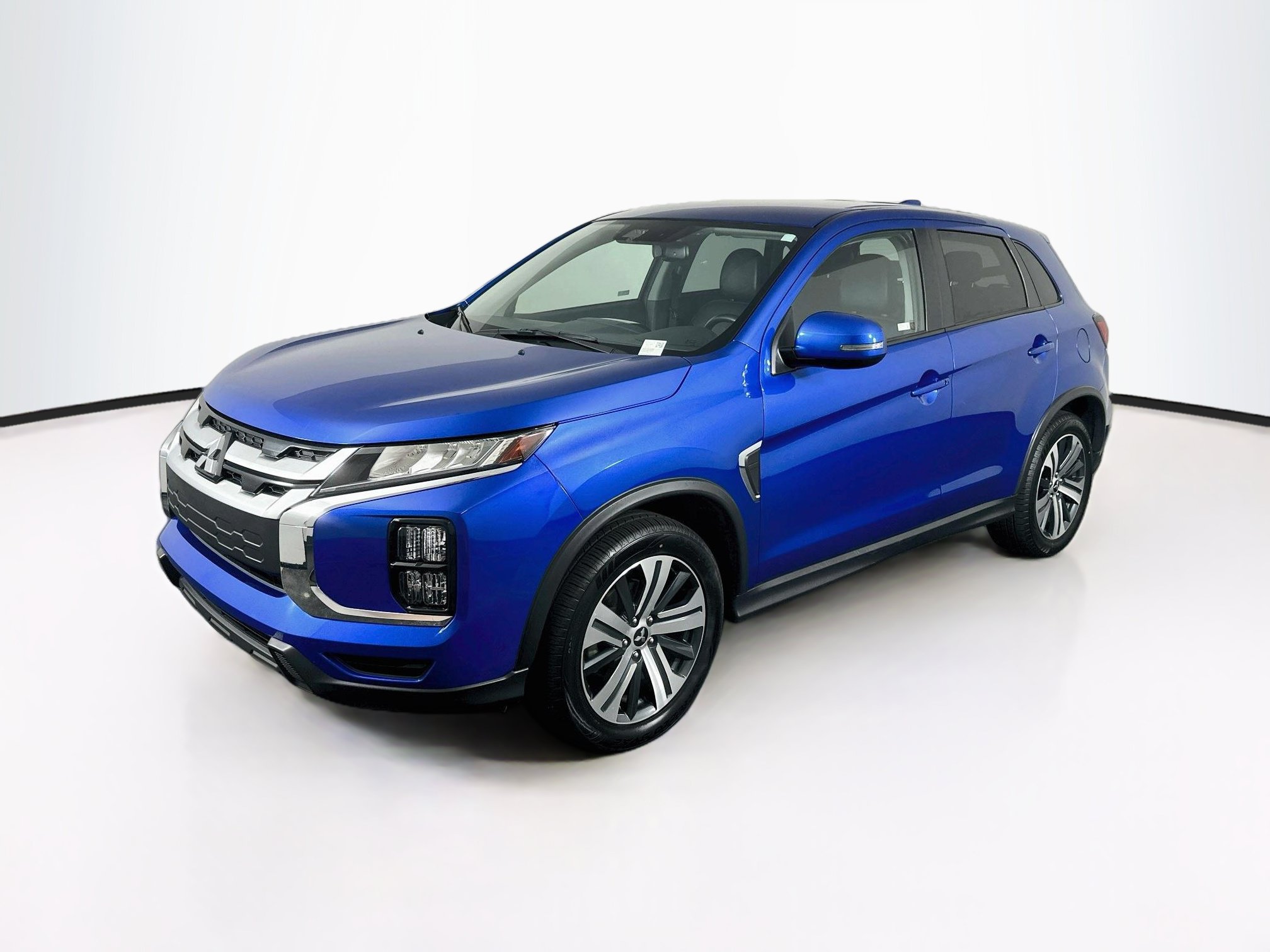 Used 2024 Mitsubishi Outlander Sport AWD image 3