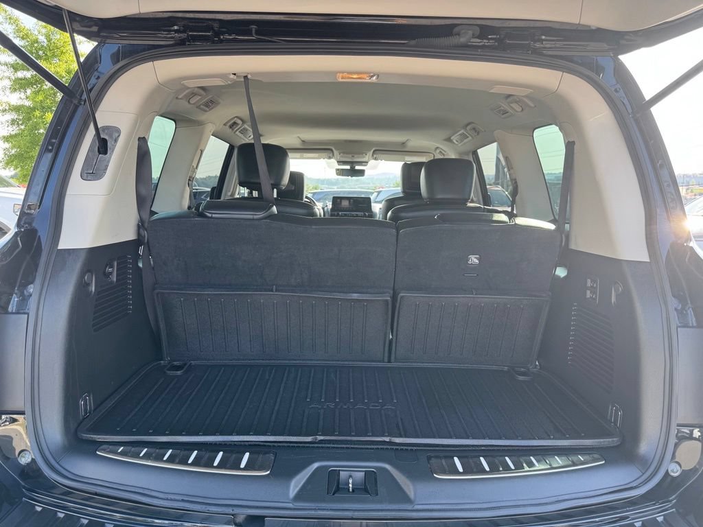 Used 2023 Nissan Armada Platinum w/ Captain's Chairs Package RWD image 27