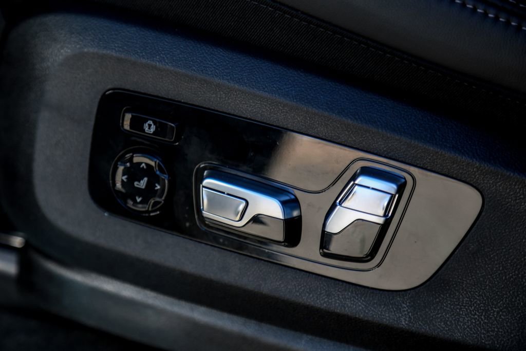 New 2026 BMW X7 M60i image 20