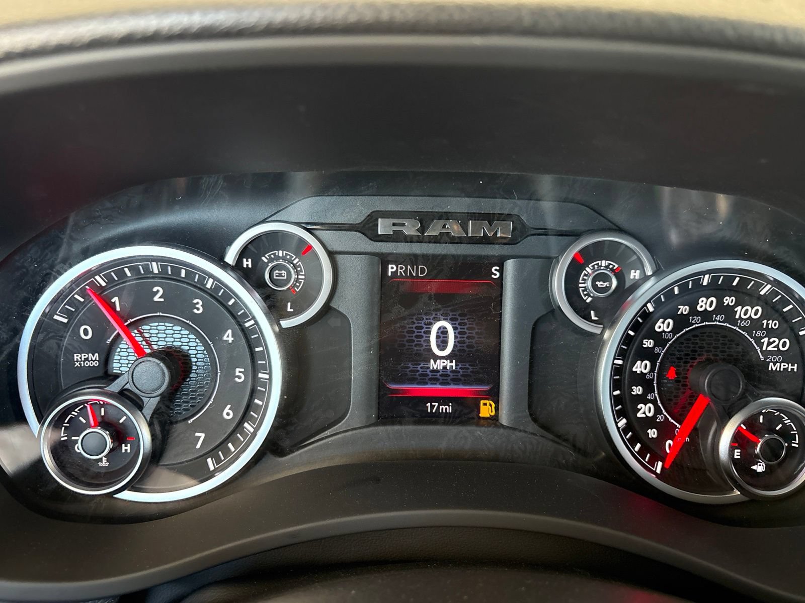 New 2026 RAM 2500 Tradesman AWD/4WD image 27