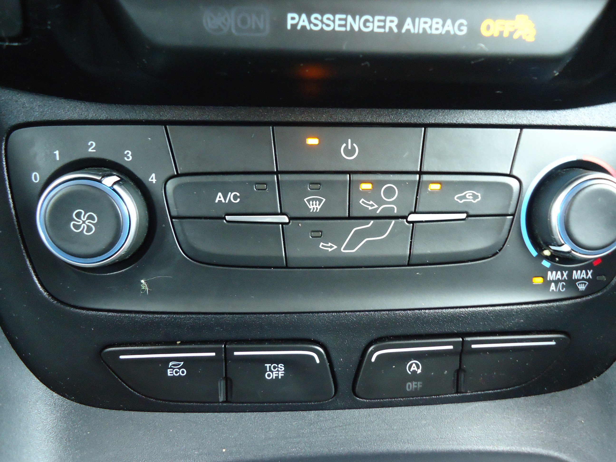 Used 2020 Ford Transit Connect XL FWD image 17