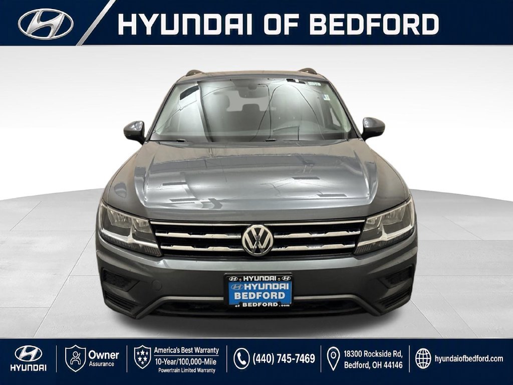 Used 2021 Volkswagen Tiguan SE w/ Panoramic Sunroof Package AWD/4WD image 2