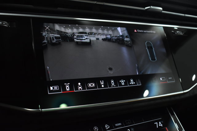 Used 2025 Audi Q8 Premium Plus w/ Premium Plus Package image 22