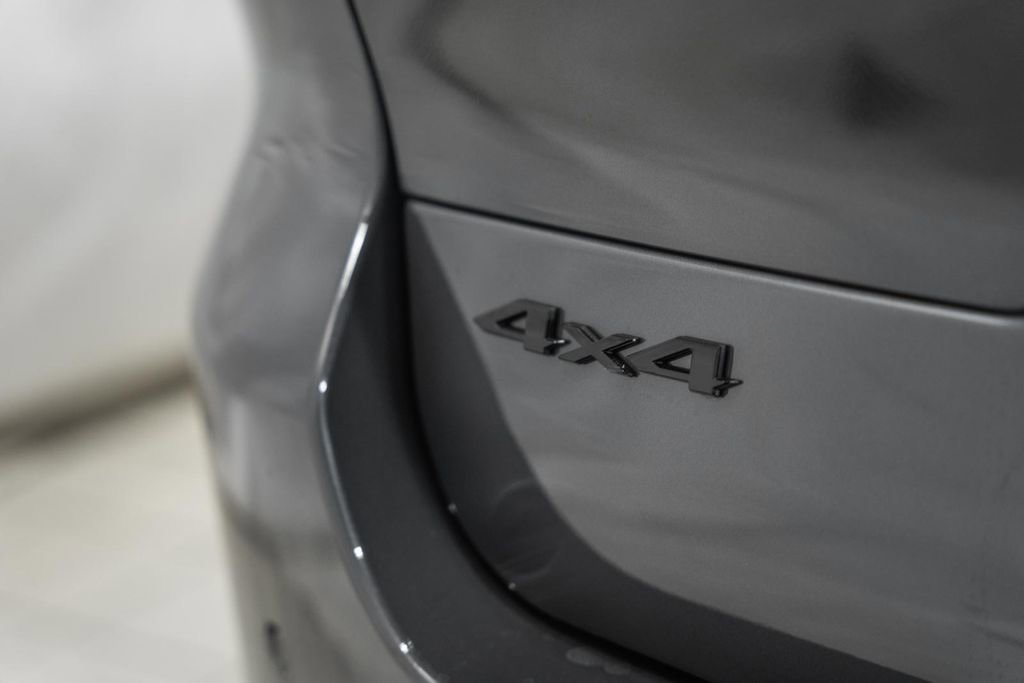 New 2025 Jeep Grand Cherokee L Altitude image 7