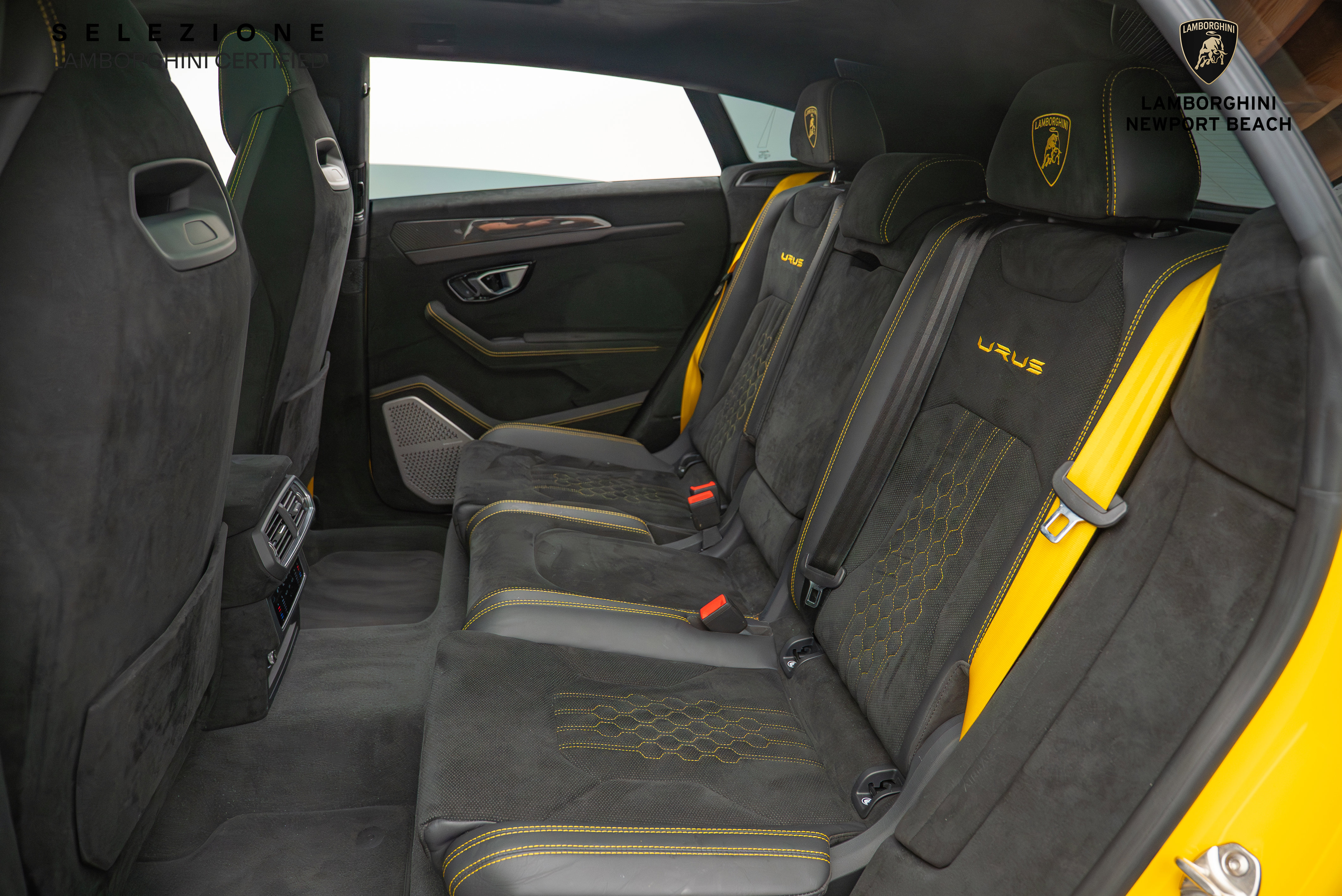 Used 2024 Lamborghini Urus Performante image 24