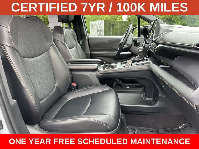 Used 2022 Toyota Sienna XLE Woodland Edition AWD/4WD image 9