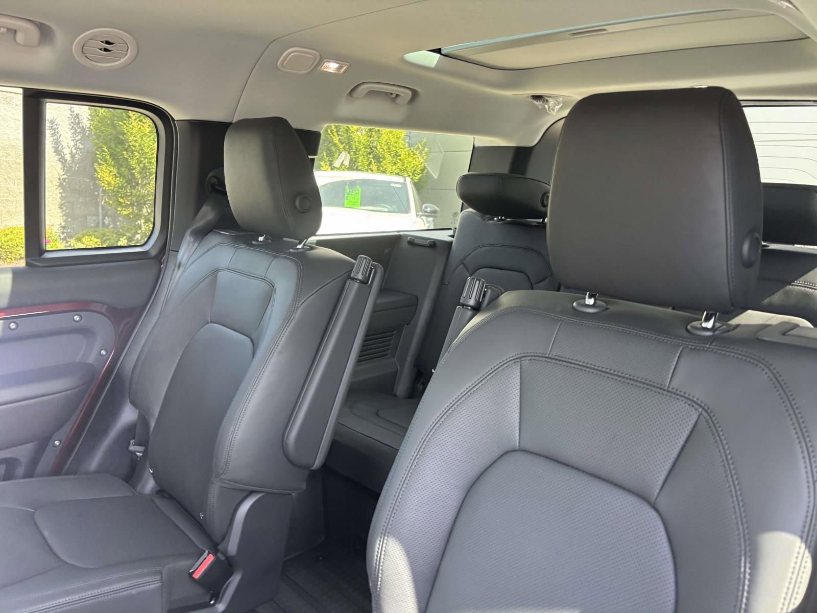 New 2025 Land Rover Defender 130 S image 21