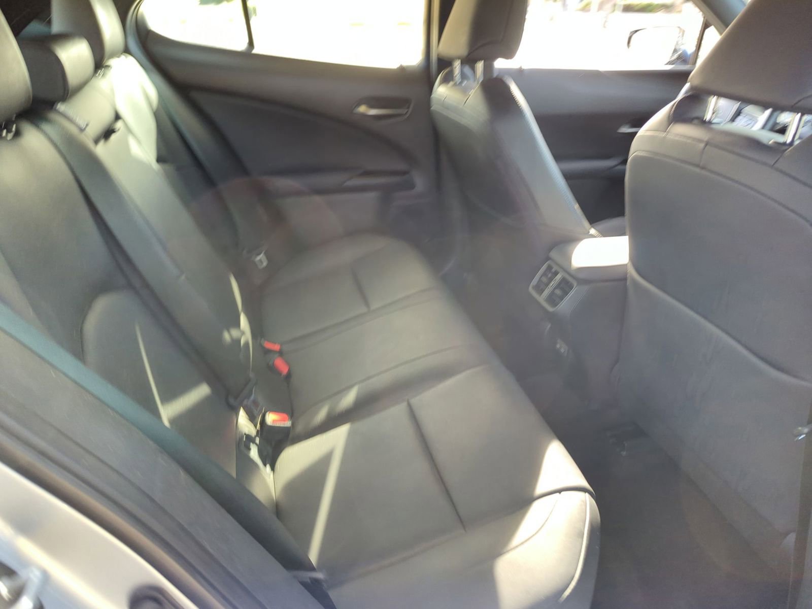 Used 2023 Lexus UX 250h F Sport image 20