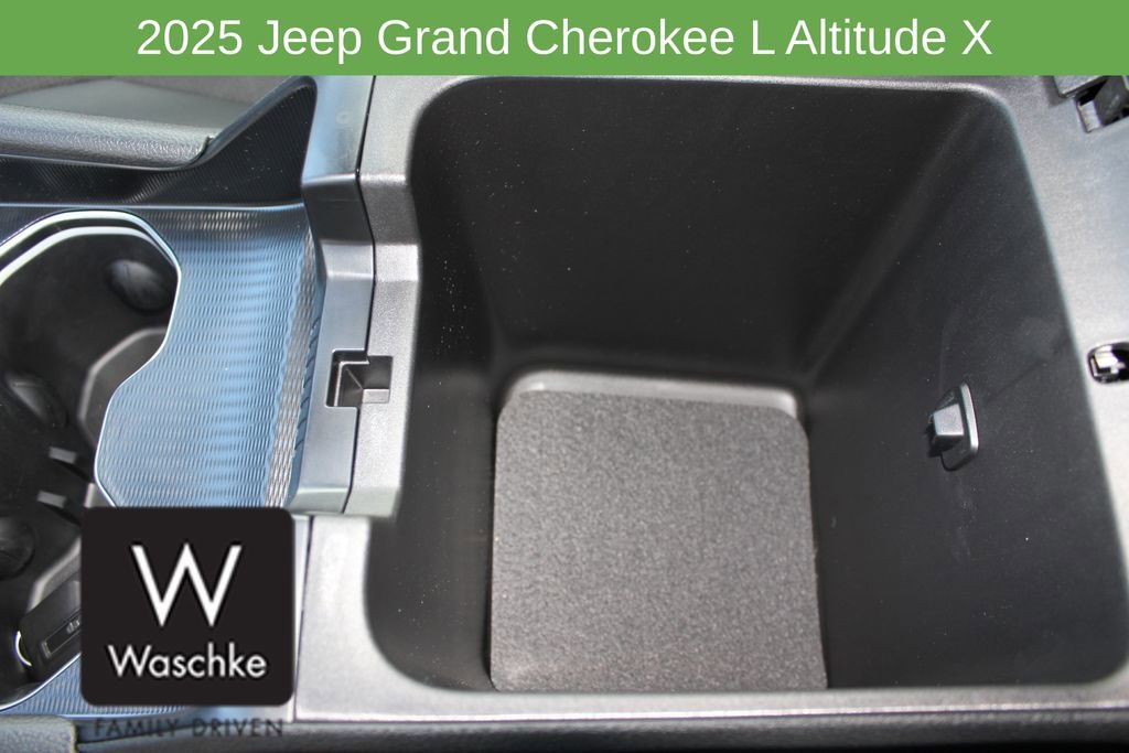 New 2025 Jeep Grand Cherokee L Altitude image 33