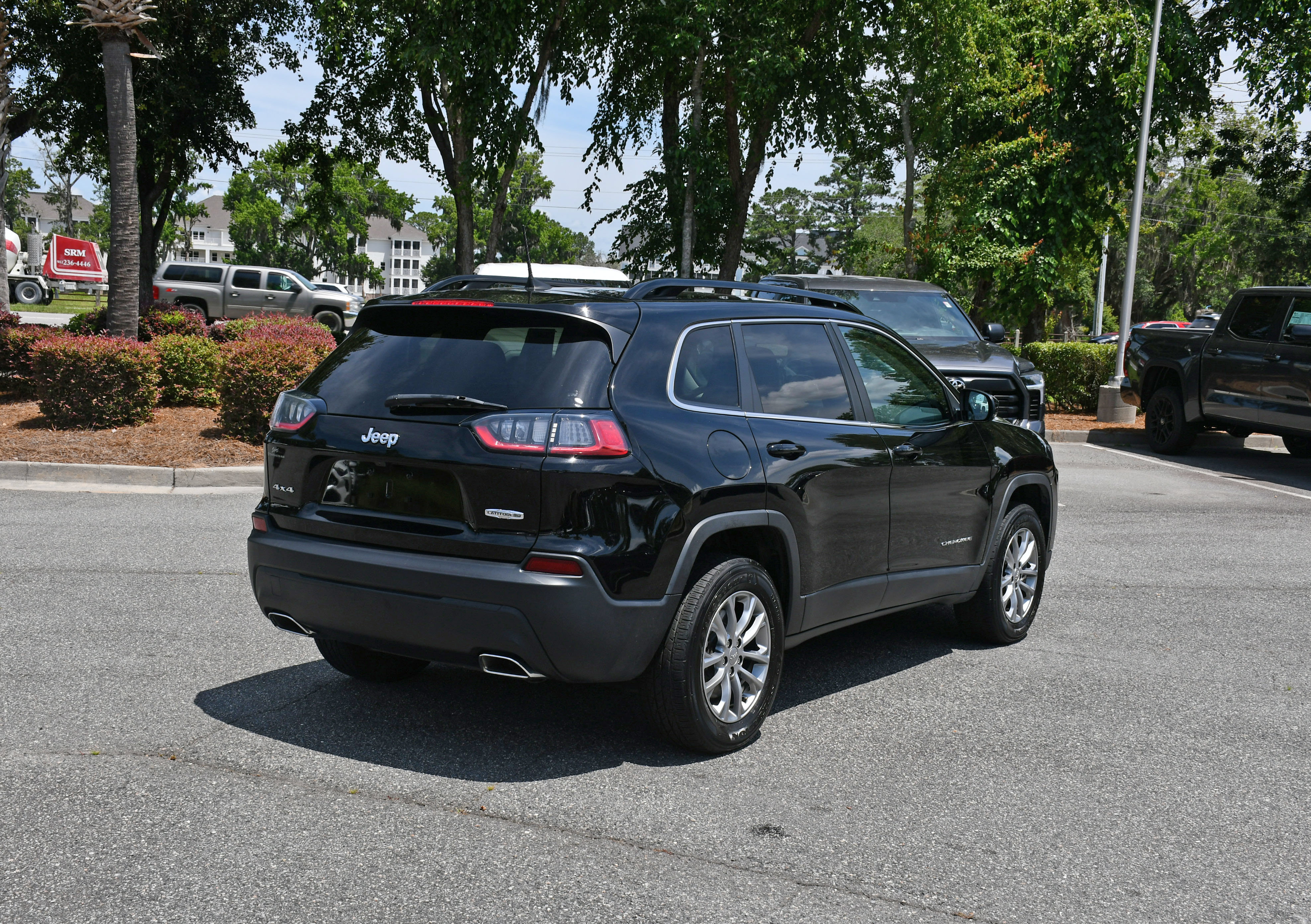 Used 2022 Jeep Cherokee Latitude Lux AWD/4WD image 4
