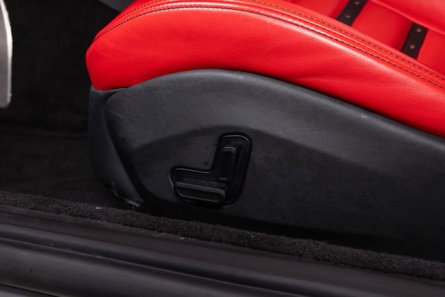 Used 2019 Ferrari Portofino RWD image 25